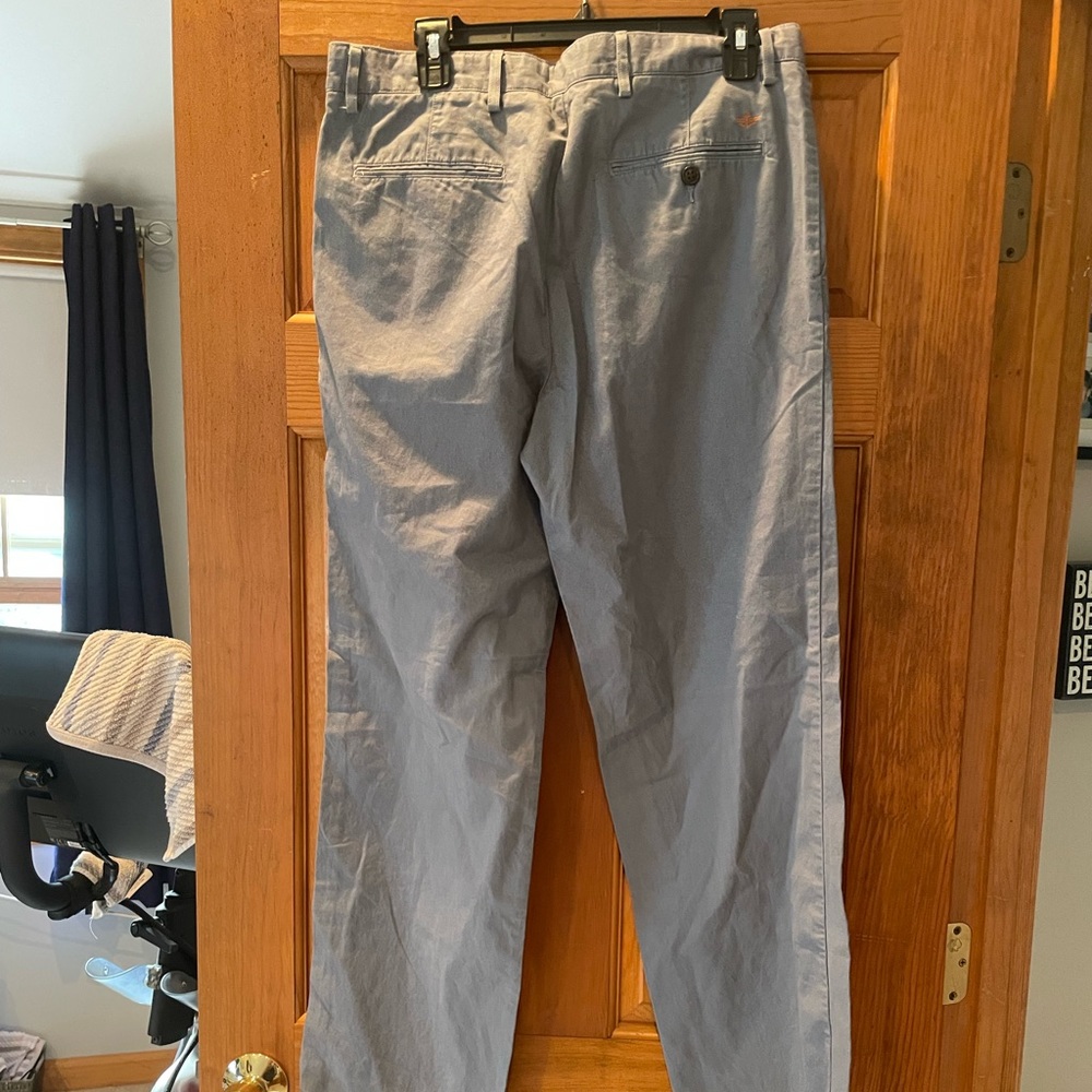 Dockers Grey Khaki Pants 34x32